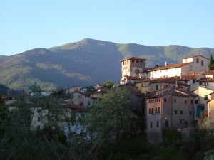 Loro Ciuffenna, italy - adagio travel